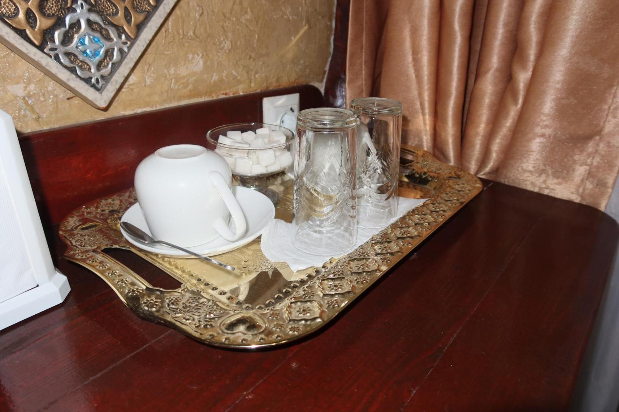 Hotel Sultan Kyzyl-Kia Habitación foto